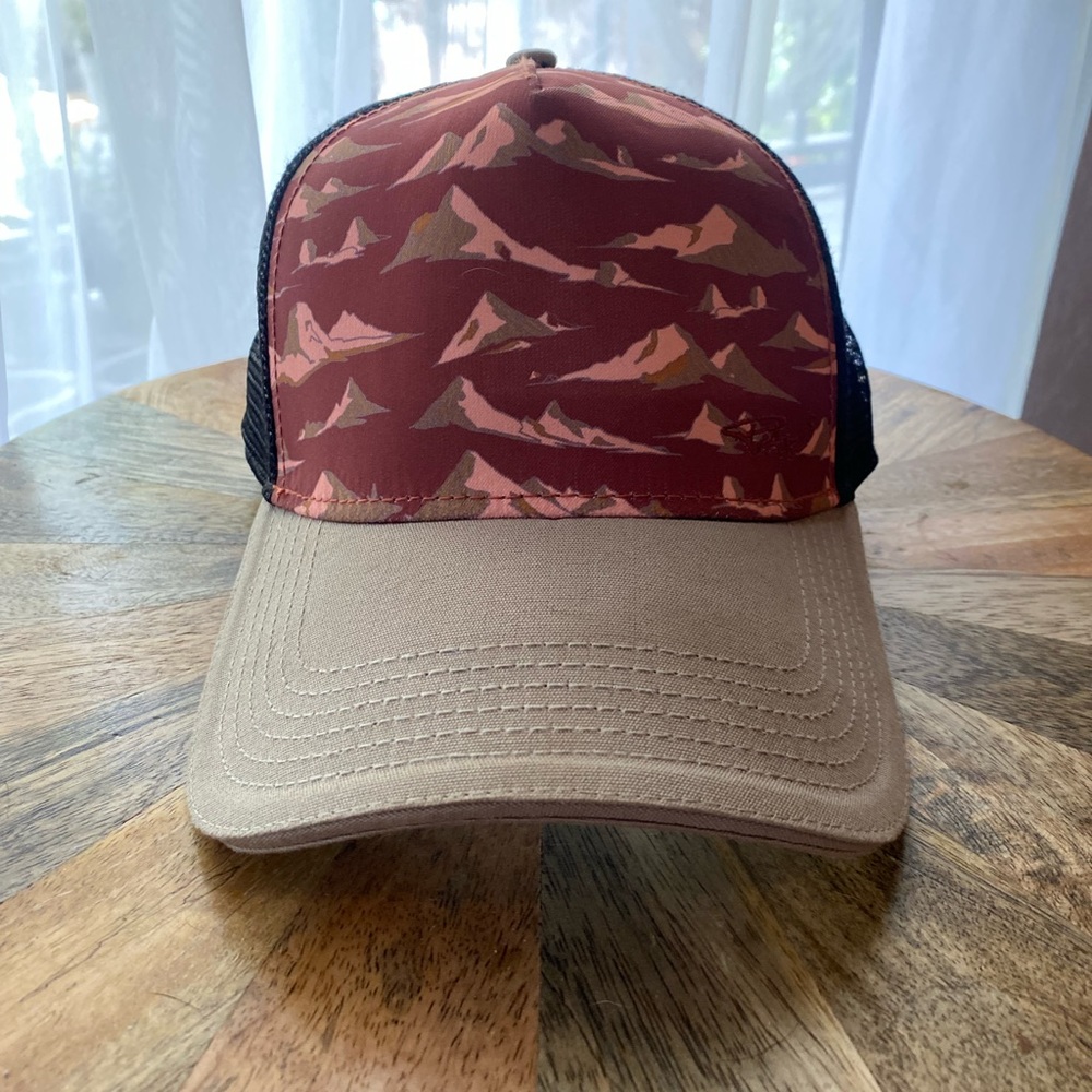 PRANA REI Trucker Hat Mountains pink blush black SnapBack
